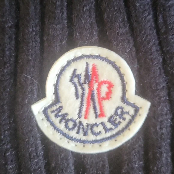Moncler beanie - Picture 2 of 8